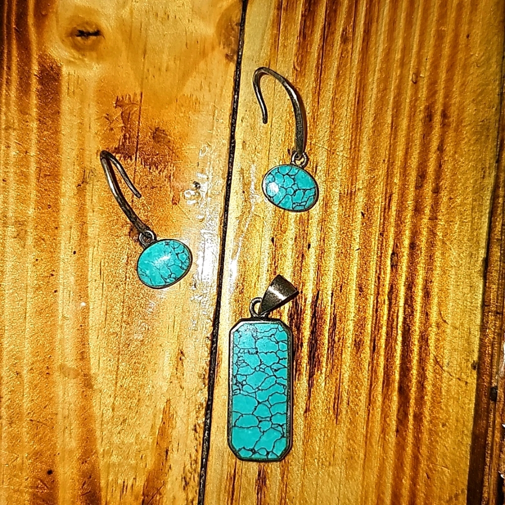 Vintage Naviho Turquoise Pendent and Earrings